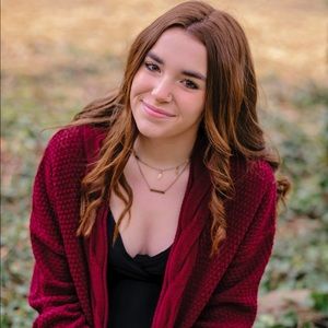 Meet your Posher, Savannah